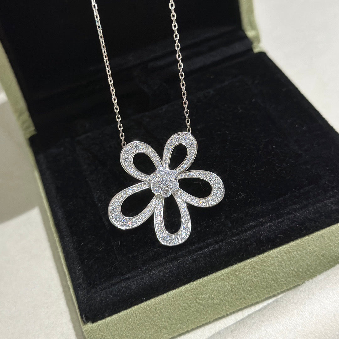 [⭐Maelin]FLOWERLACE NECKLACE FULL DIAMONDS