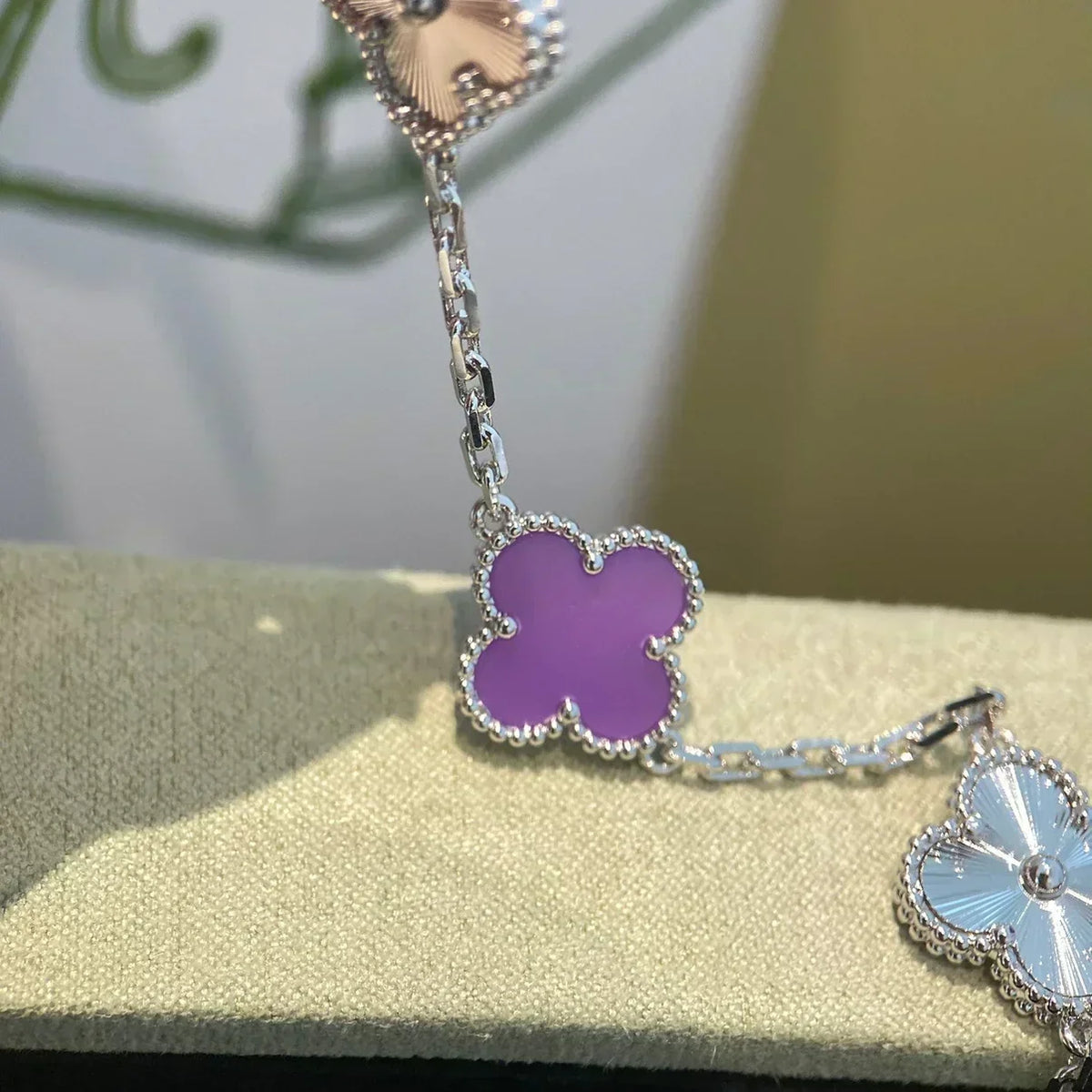 [⭐Maelin] CLOVER 5 MOTIF VIOLET BRACELET COLLECTION