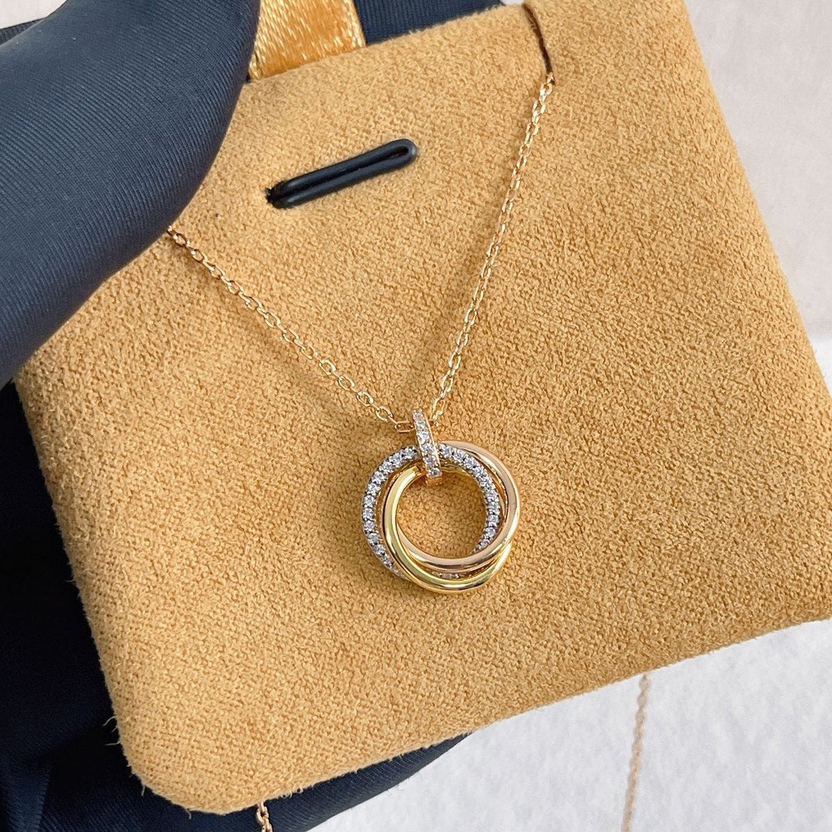 [⭐Maelin]TRINITY NECKLACE SILVER GOLD PINK GOLD DIAMONDS