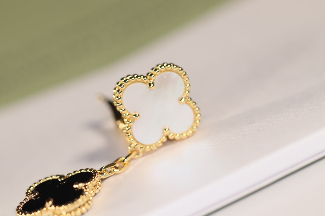 [⭐Maelin]CLOVER EARRINGS GOLD ONYX MOP 3 MOTIF
