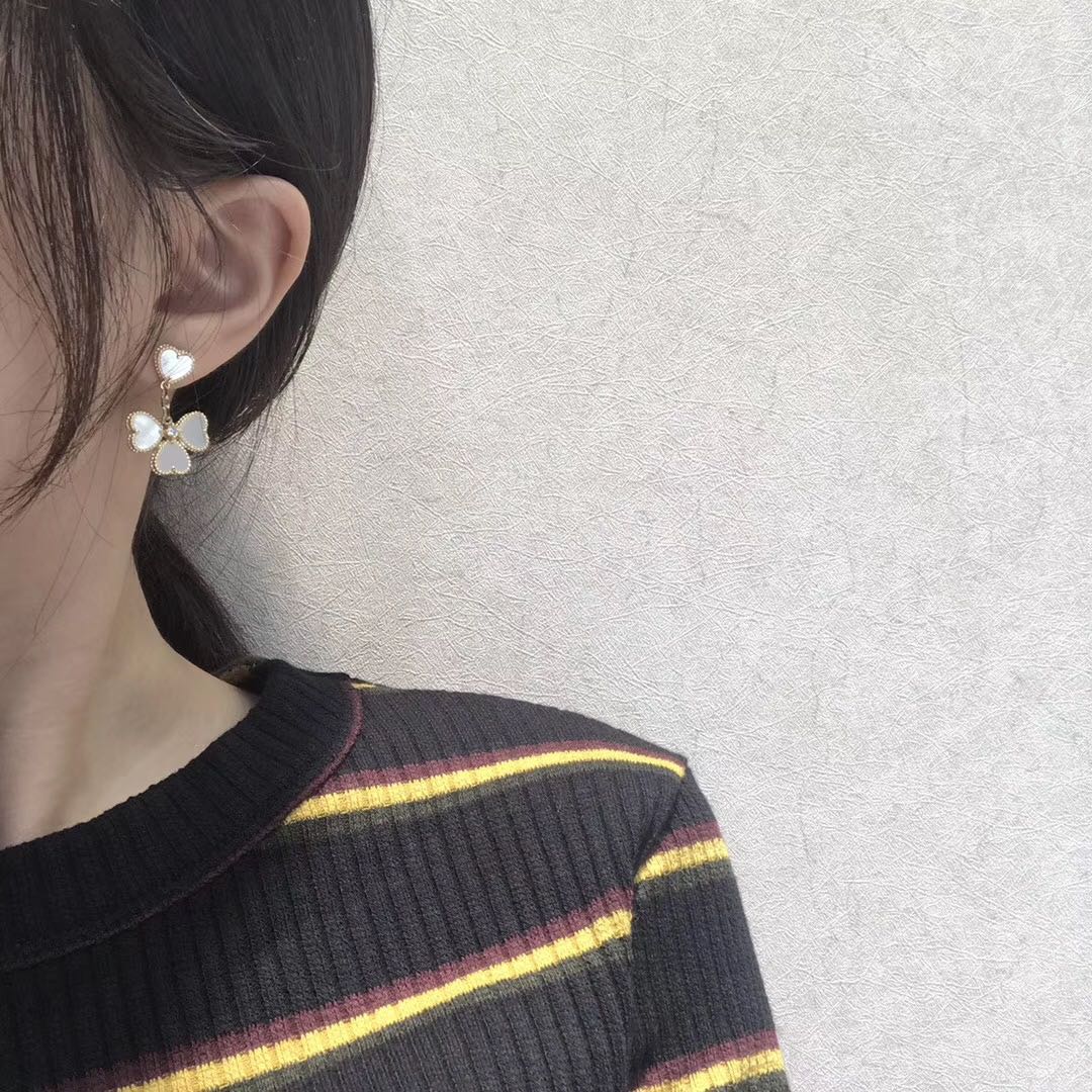 [⭐Maelin]CLOVER SWEET WHITE MOP EARRINGS