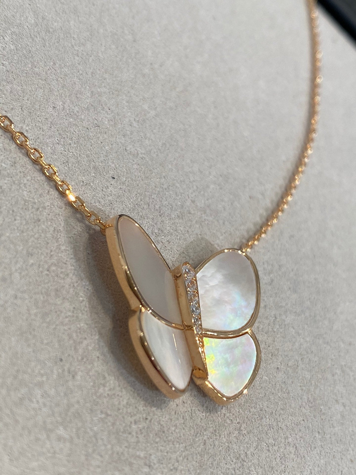 [⭐Maelin]BUTTERFLY GOLD MOP DIAMOND NECKLACE
