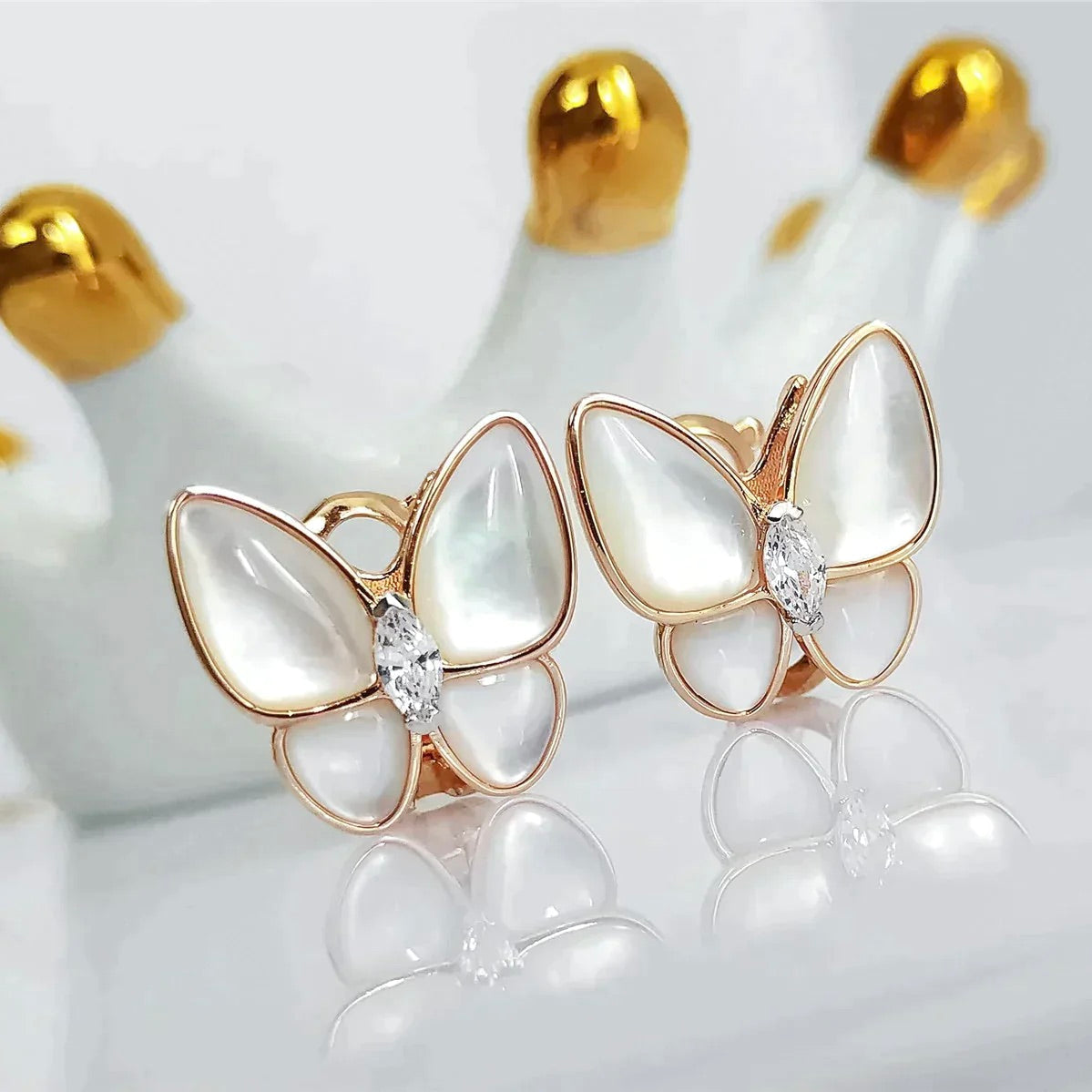 [⭐Maelin]BUTTERFLY MOP DIAMOND EARRINGS