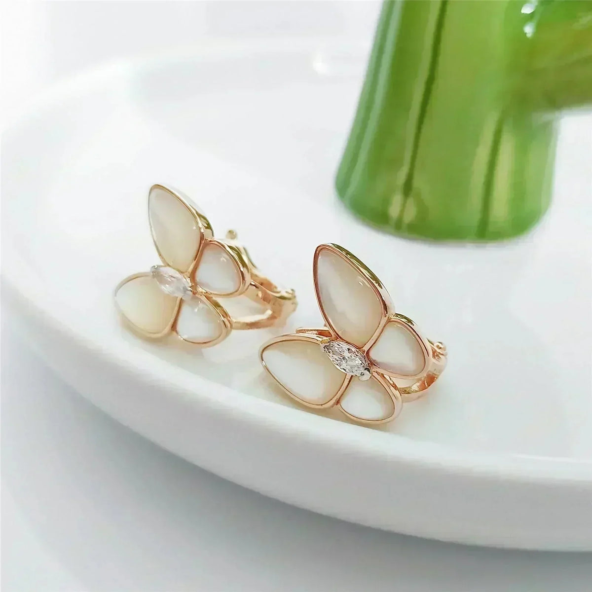 [⭐Maelin]BUTTERFLY MOP DIAMOND EARRINGS