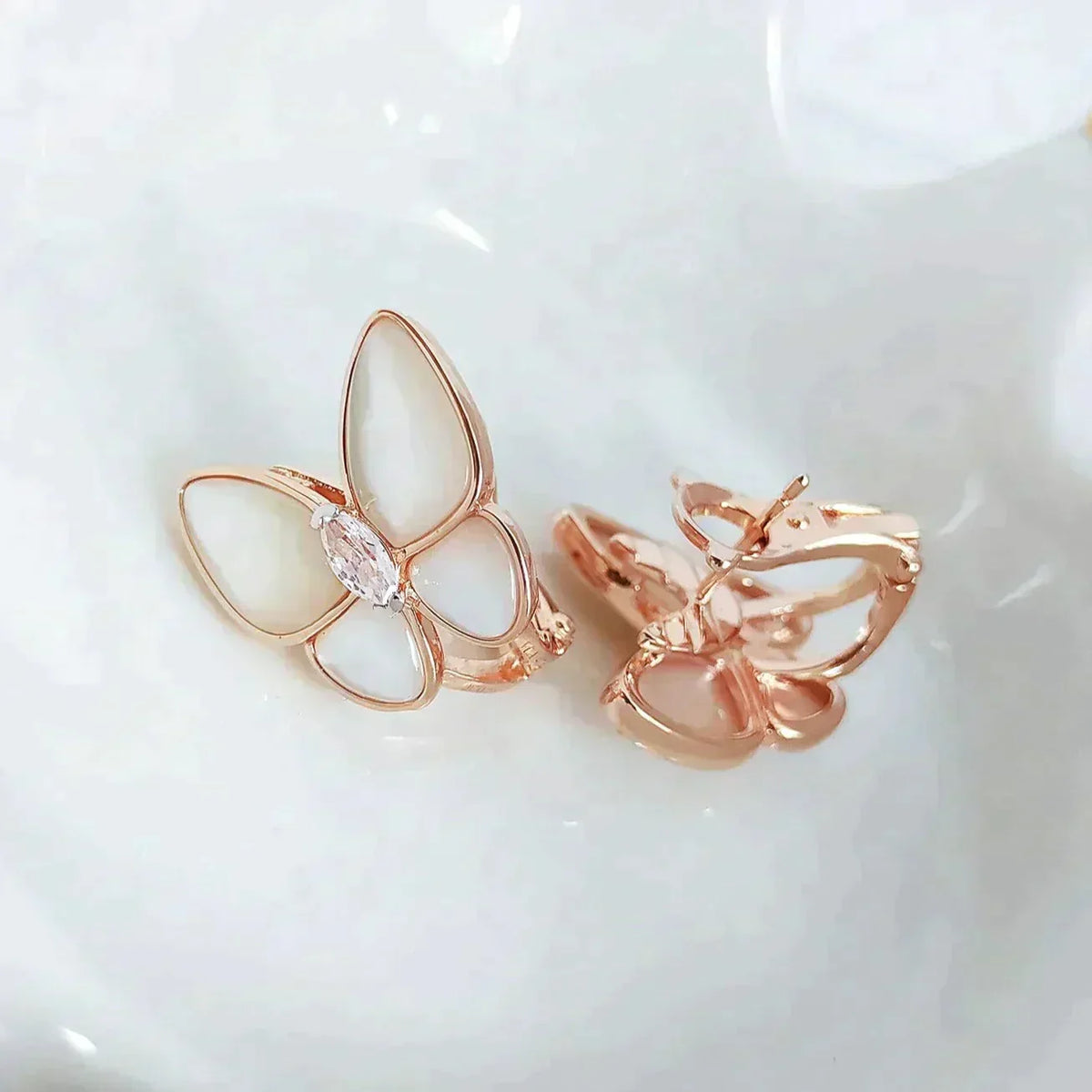 [⭐Maelin]BUTTERFLY MOP DIAMOND EARRINGS