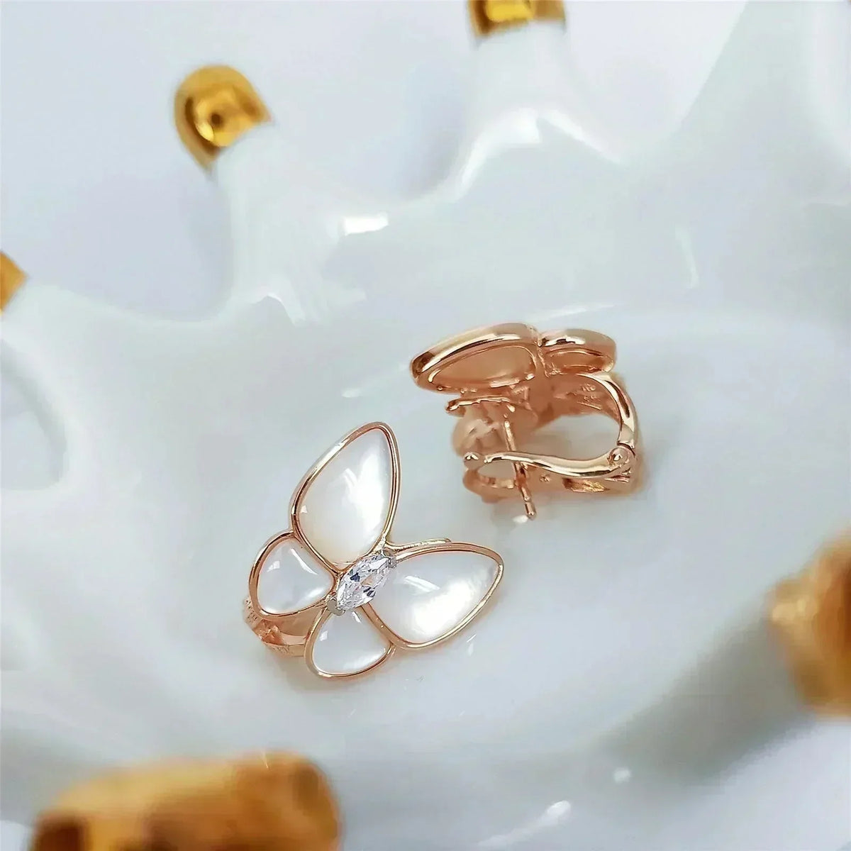 [⭐Maelin]BUTTERFLY MOP DIAMOND EARRINGS