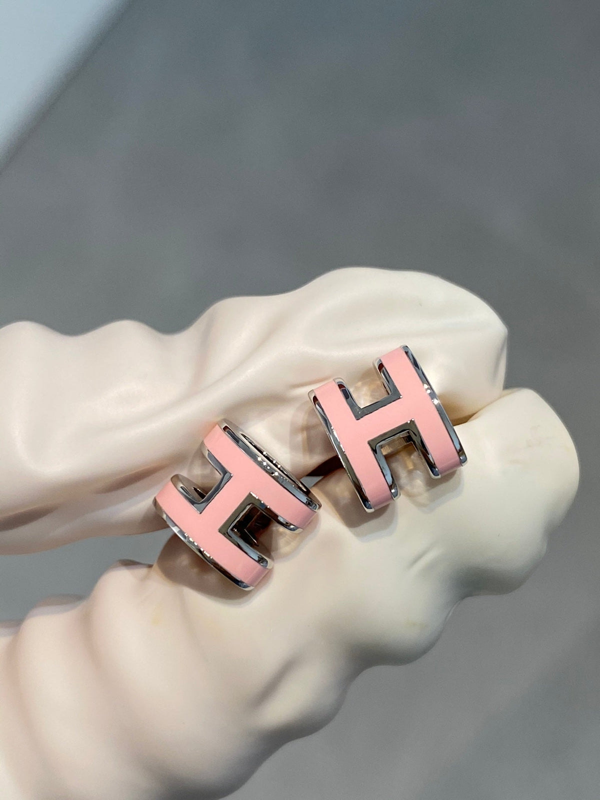 [⭐Maelin]MINI POP H SILVER EARRINGS PINK