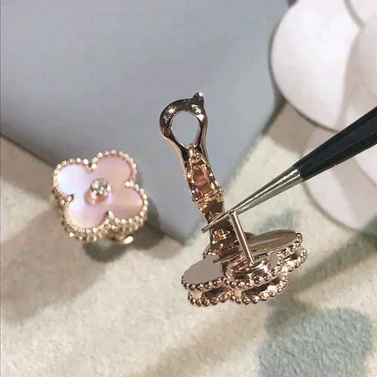 [⭐Maelin]CLOVER MEDIUM 1 MOTIFS  PINK MOP DIAMOND EARRINGS