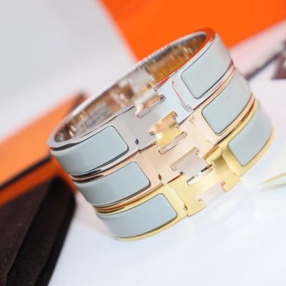 [⭐Maelin]H LIGHT BLUE BRACELET