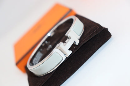 [⭐Maelin]H LIGHT BLUE BRACELET