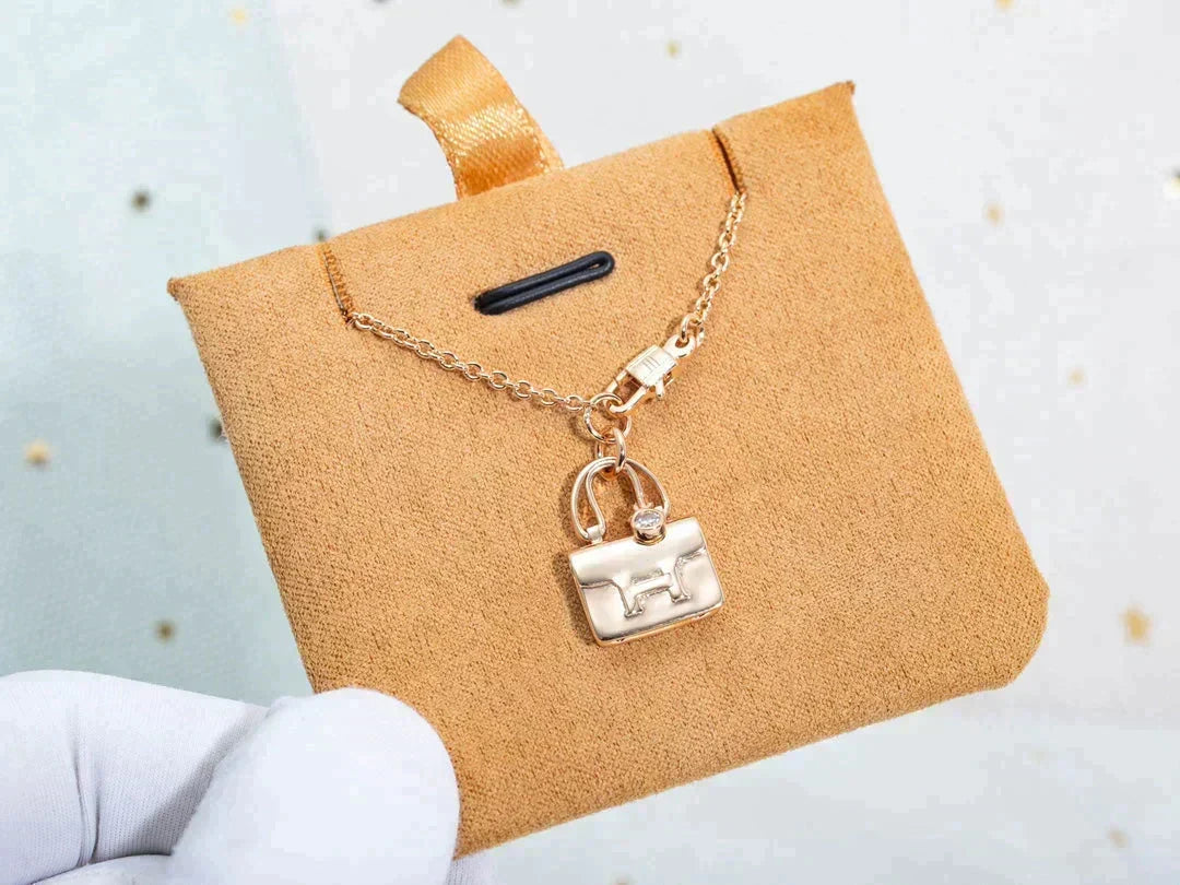 [⭐Maelin]AMULETTE PEDANT ROSE GOLD NECKLACE