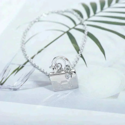 [⭐Maelin]AMULETTE PEDANT SILVER NECKLACE