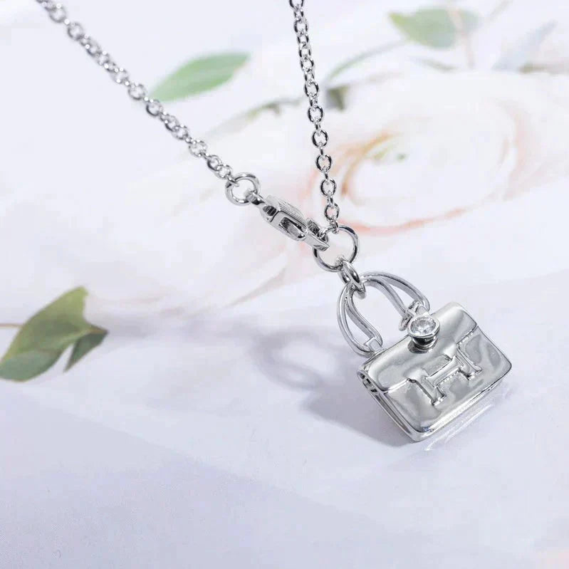 [⭐Maelin]AMULETTE PEDANT SILVER NECKLACE