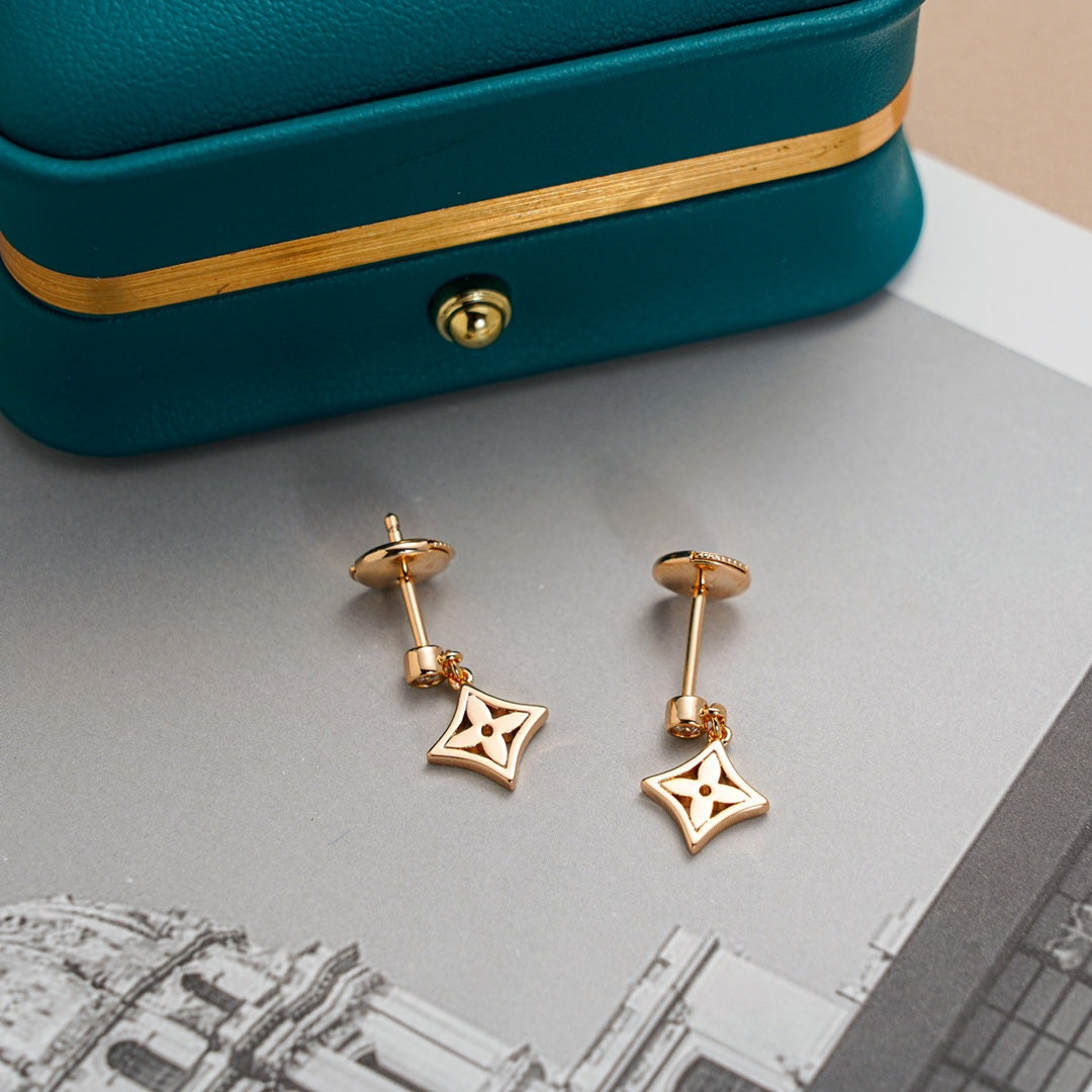 [⭐Maelin]STAR EARRINGS GOLD