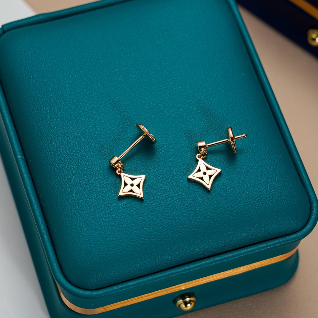 [⭐Maelin]STAR EARRINGS GOLD