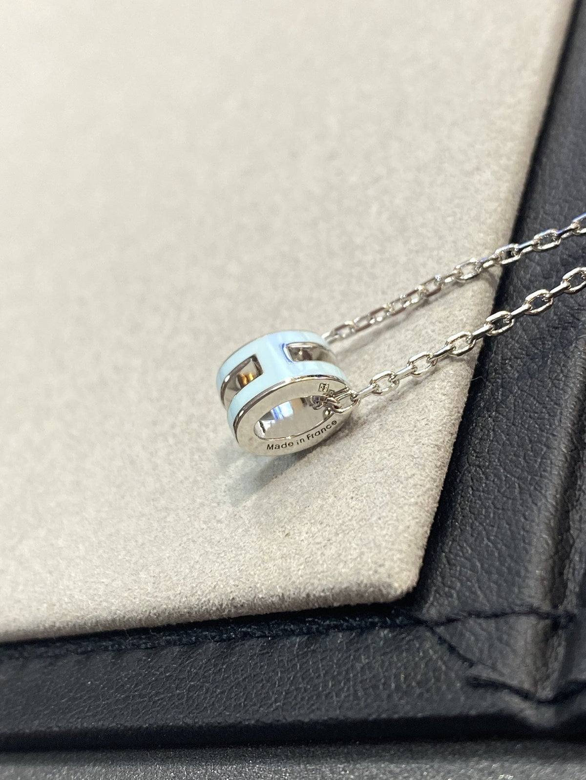 [⭐Maelin]POP H LIGHT BLUE NECKLACE