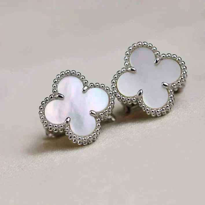 [⭐Maelin]CLOVER MEDIUM 1 MOTIFS  WHITE MOP EARRINGS SILVER
