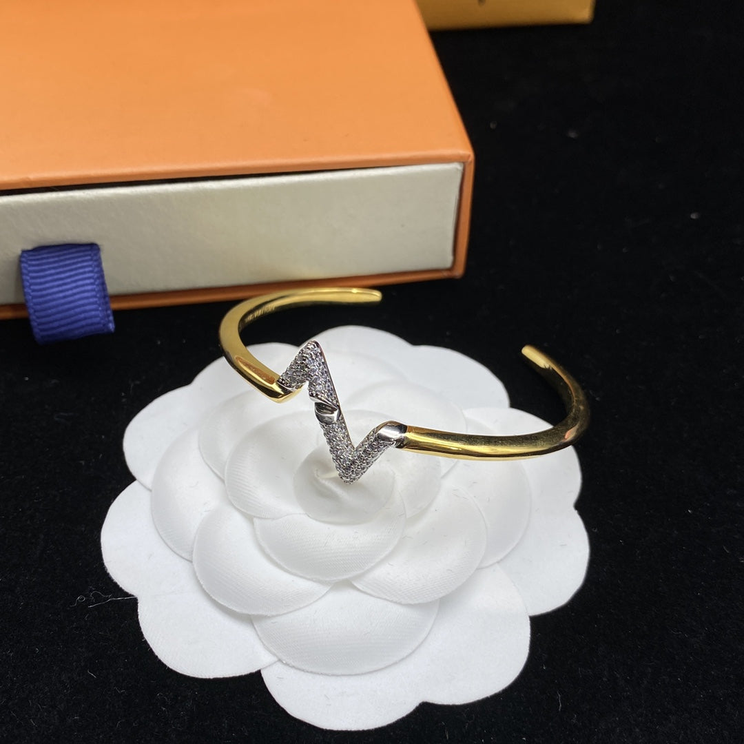 [⭐Maelin]VOLTE UPSITE DOWN DIAMOND GOLD OPEN BRACELET