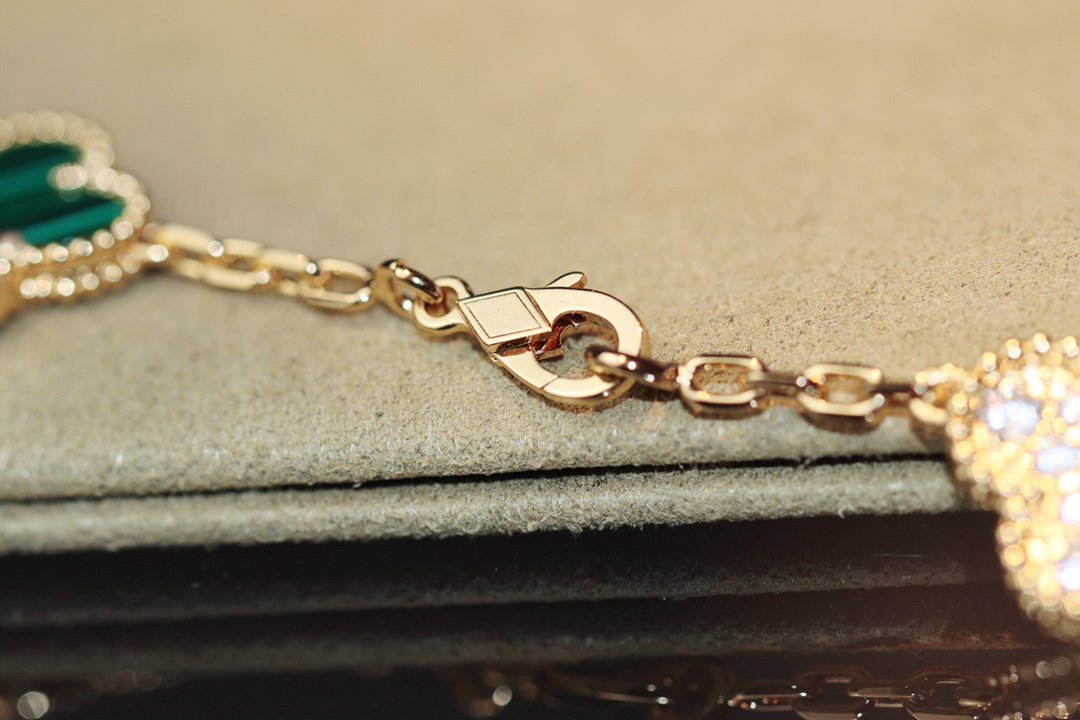 [⭐Maelin]CLOVER 20 MOTIFS ONYX ROSE GOLD