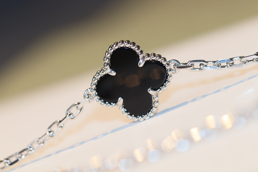 [⭐Maelin]CLOVER 20 MOTIFS ONYX DIAMOND SILVER
