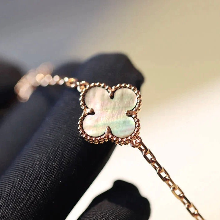 [⭐Maelin]CLOVER 20 MOTIFS DARK MOP DIAMOND  NECKLACE