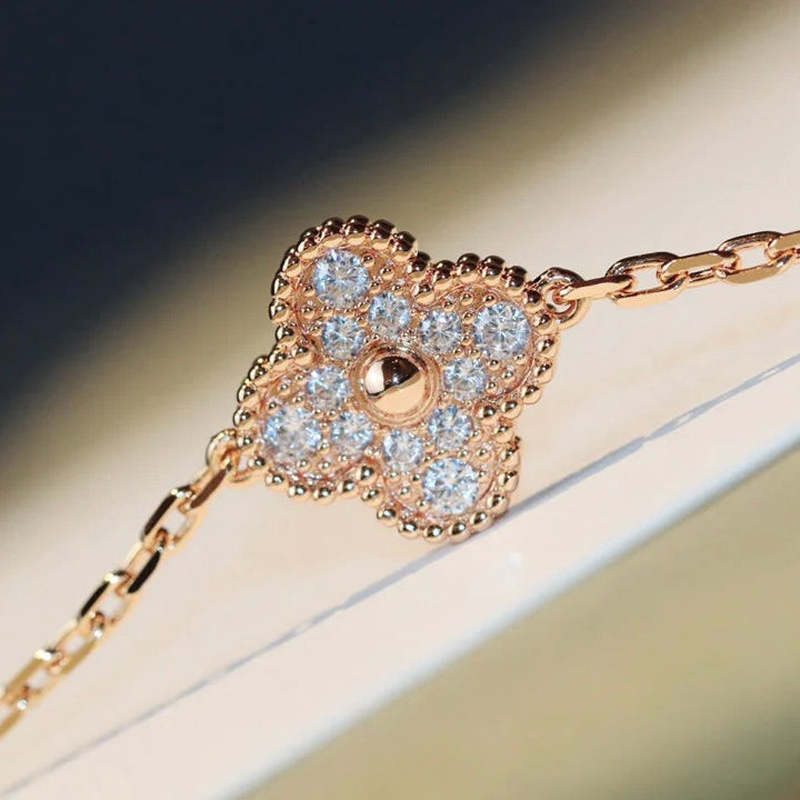[⭐Maelin]CLOVER 20 MOTIFS LASER DIAMOND NECKLACE