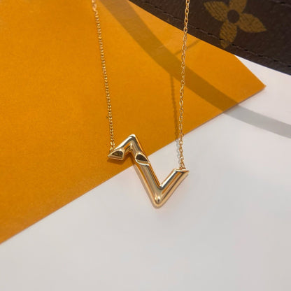 [⭐Maelin]VOLTE UPSIDE DOWN NECKLACE