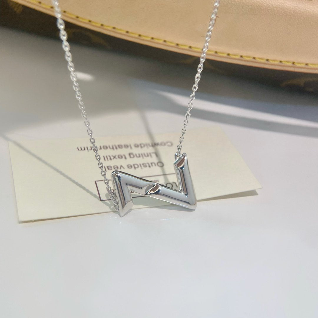 [⭐Maelin]VOLTE UPSIDE DOWN NECKLACE