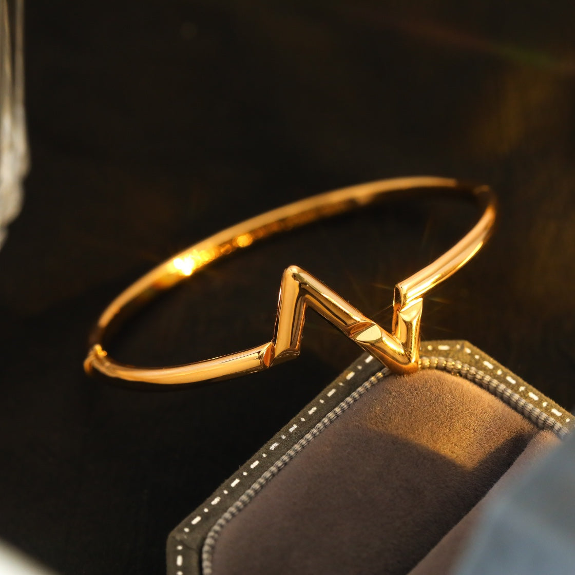 [⭐Maelin]VOLTE UPSITE DOWN BRACELET