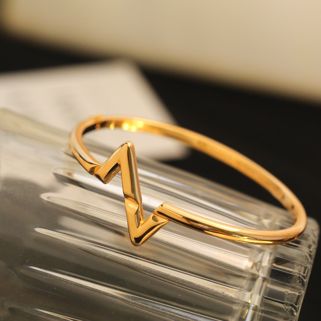 [⭐Maelin]VOLTE UPSITE DOWN BRACELET