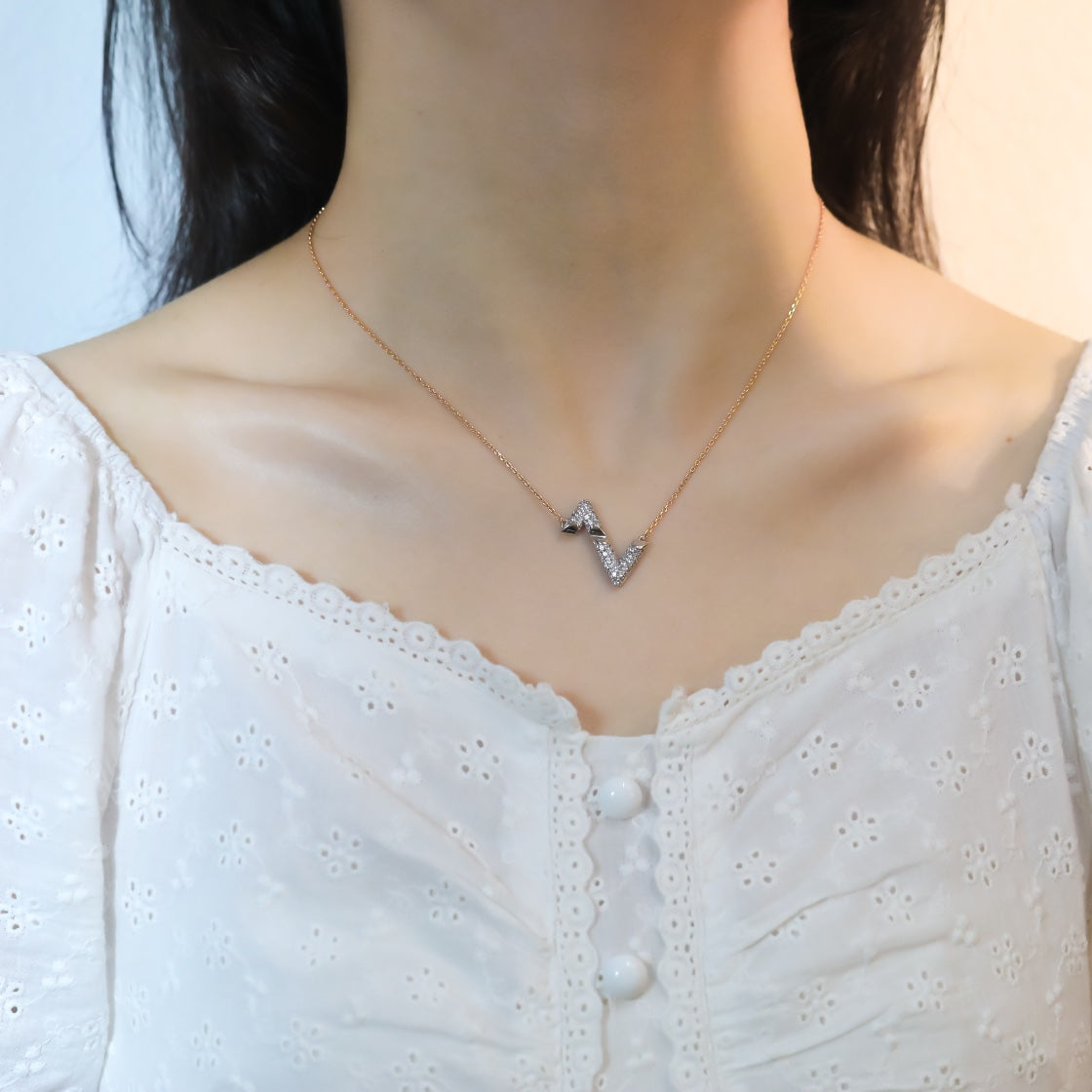 [⭐Maelin]VOLT SILVER DIAMOND PEDANT NECKLACE