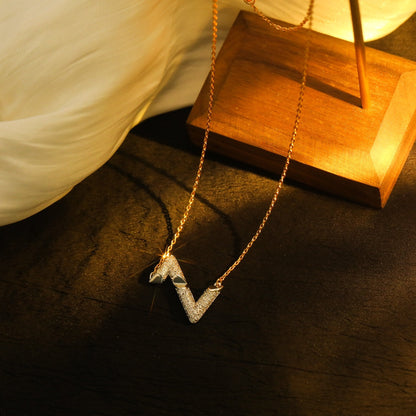[⭐Maelin]VOLT SILVER DIAMOND PEDANT NECKLACE