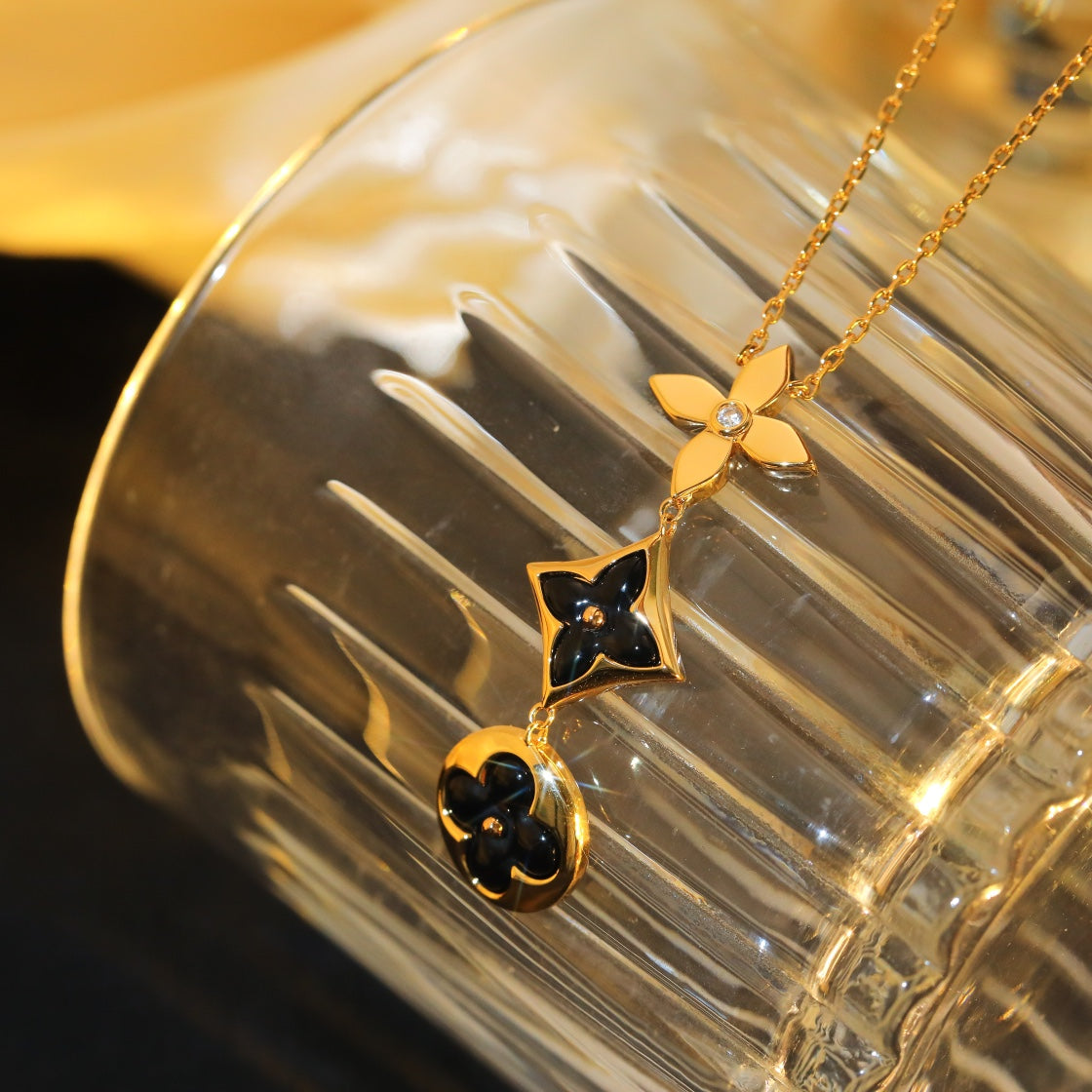 [⭐Maelin]STAR AND SUN ONYX PINK GOLD NECKLACE