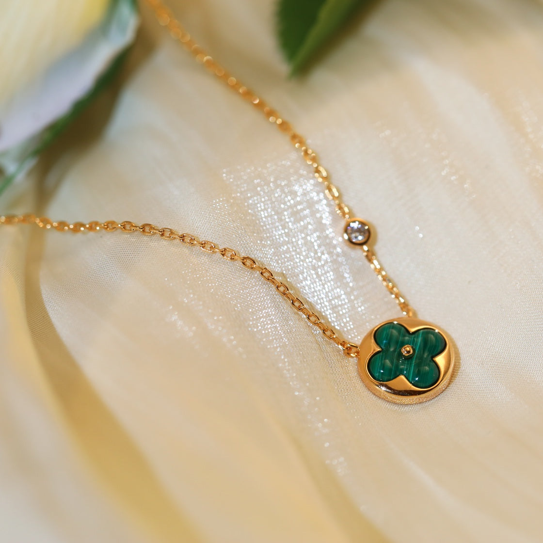 [⭐Maelin]SUN PEDANT PINK GOLD 1 DIAMOND NECKLACE