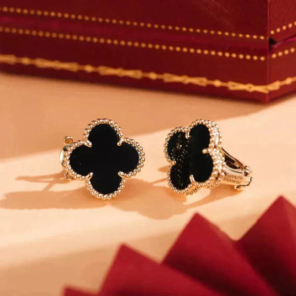 [⭐Maelin]CLOVER MEDIUM 1 MOTIFS  ONYX STUD EARRINGS