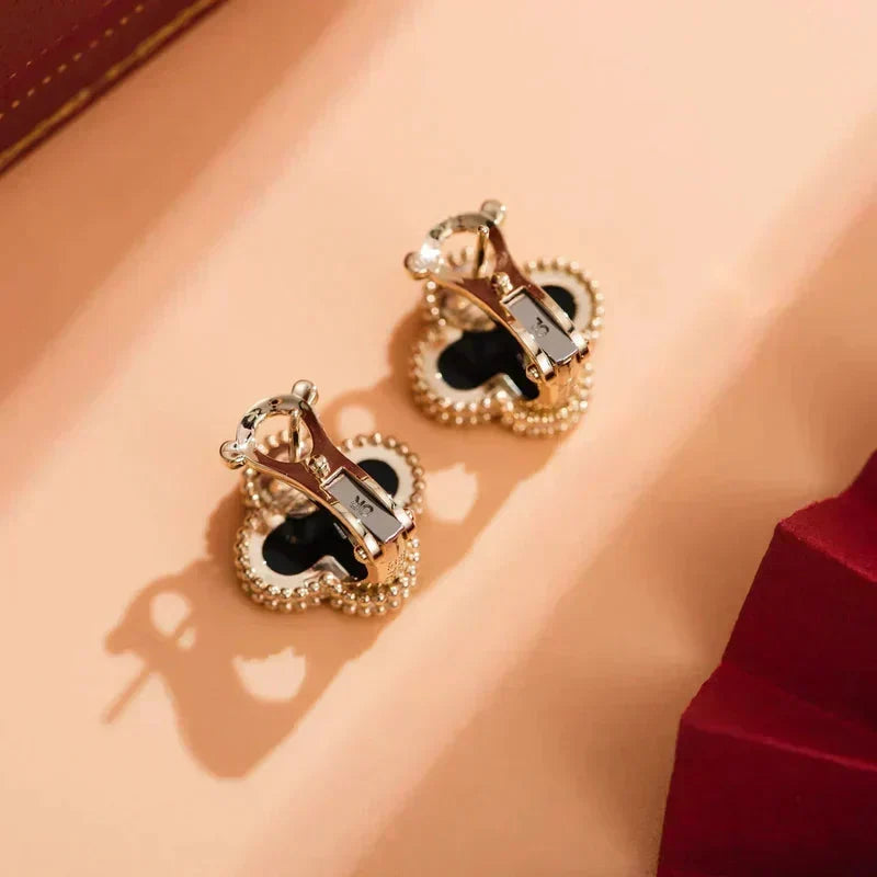 [⭐Maelin]CLOVER MEDIUM 1 MOTIFS  ONYX STUD EARRINGS