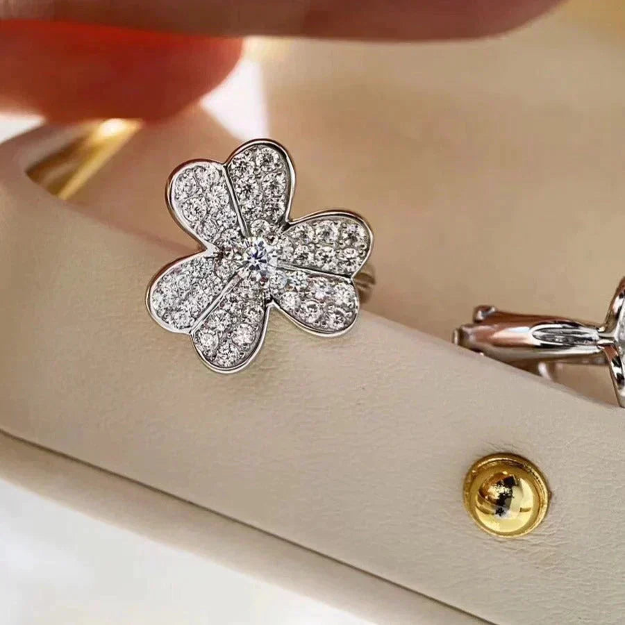 [⭐Maelin]CLOVER COMOS DIAMOND EARRINGS SILVER