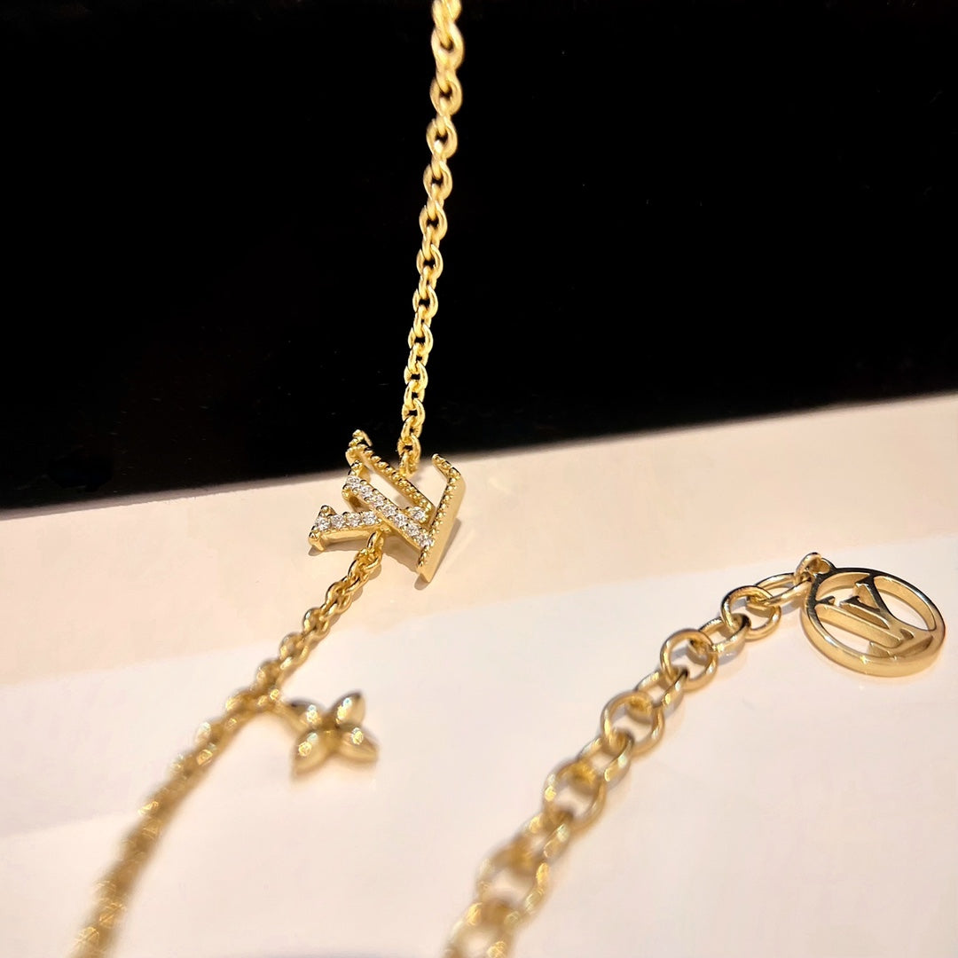 [⭐Maelin]LOGO STAR MOTIF GOLD BRACELET