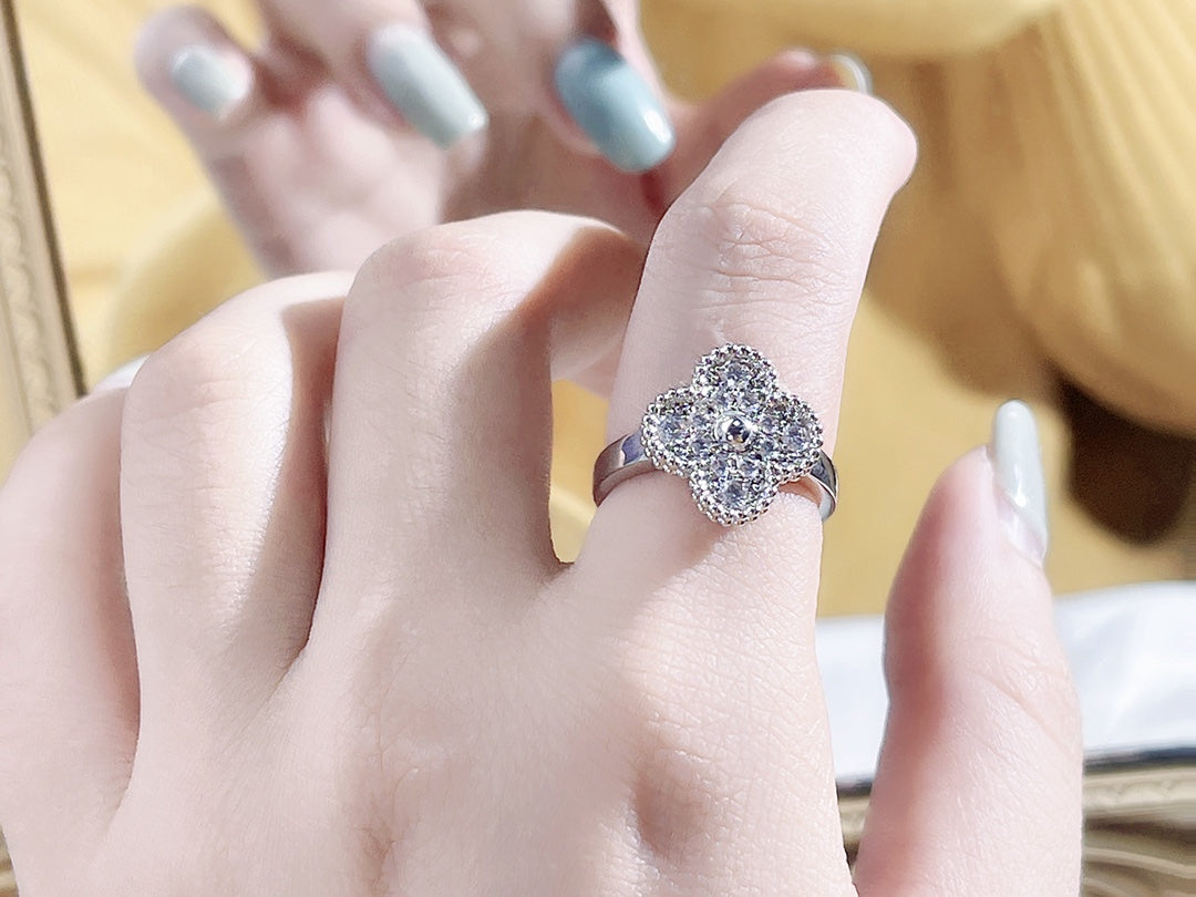 [⭐Maelin]CLOVER DIAMOND RING