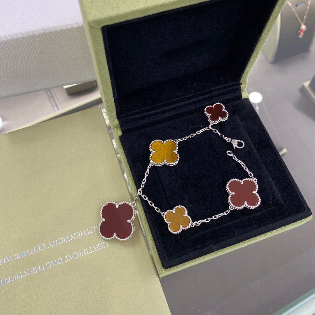[⭐Maelin]CLOVER 5 MOTIFS SIVLER CARNELIAN TIGER EYE BRACELET