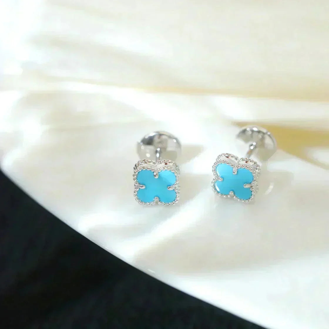 [⭐Maelin]CLOVER MINI 9.5MM ONYX STUD EARRINGS SILVER