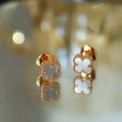 [⭐Maelin]CLOVER MINI 9.5MM WHITE MOP EARRINGS