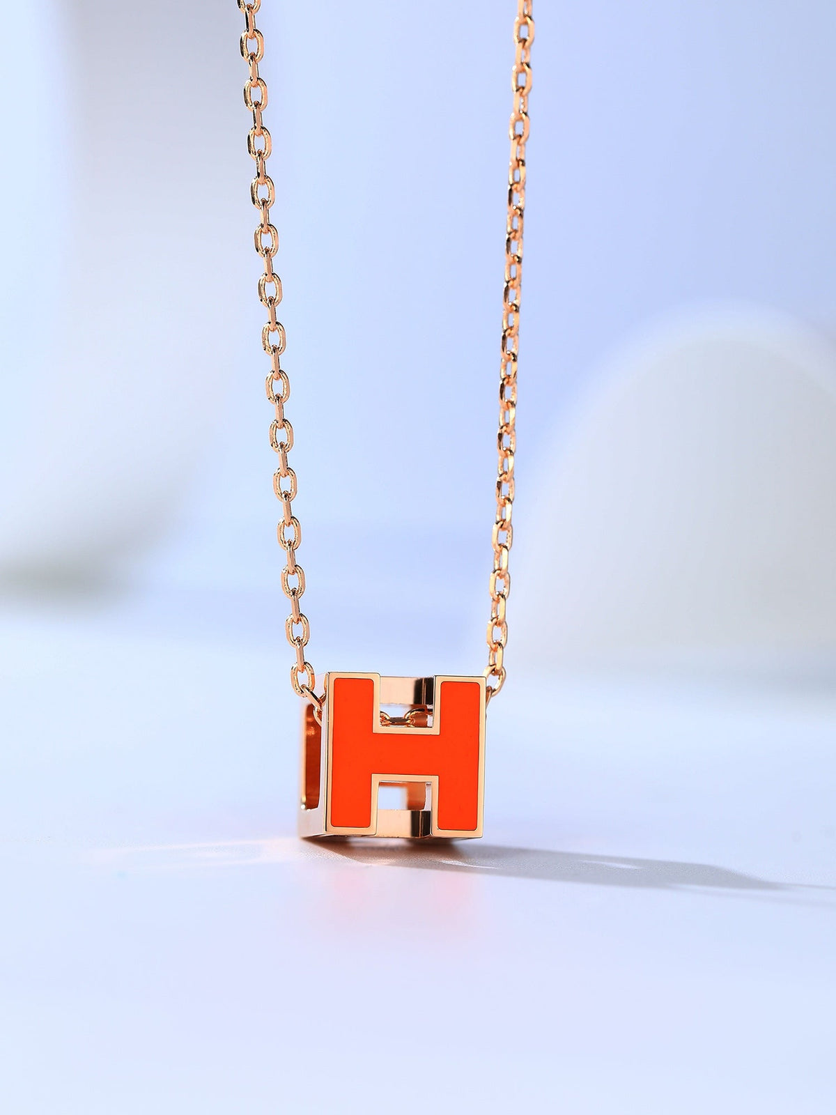 [⭐Maelin]H CAGE PINK GOLD NECKLACE