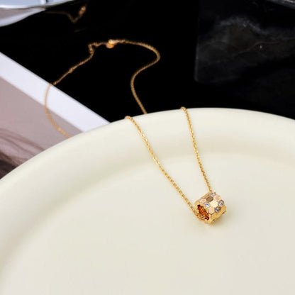 [⭐Maelin]BEE MINI PEDANT DIAMOND NECKLACE