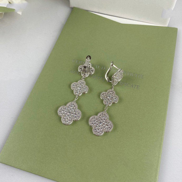[⭐Maelin]CLOVER 3 MOTIF DIAMOND SILVER DROP EARRINGS