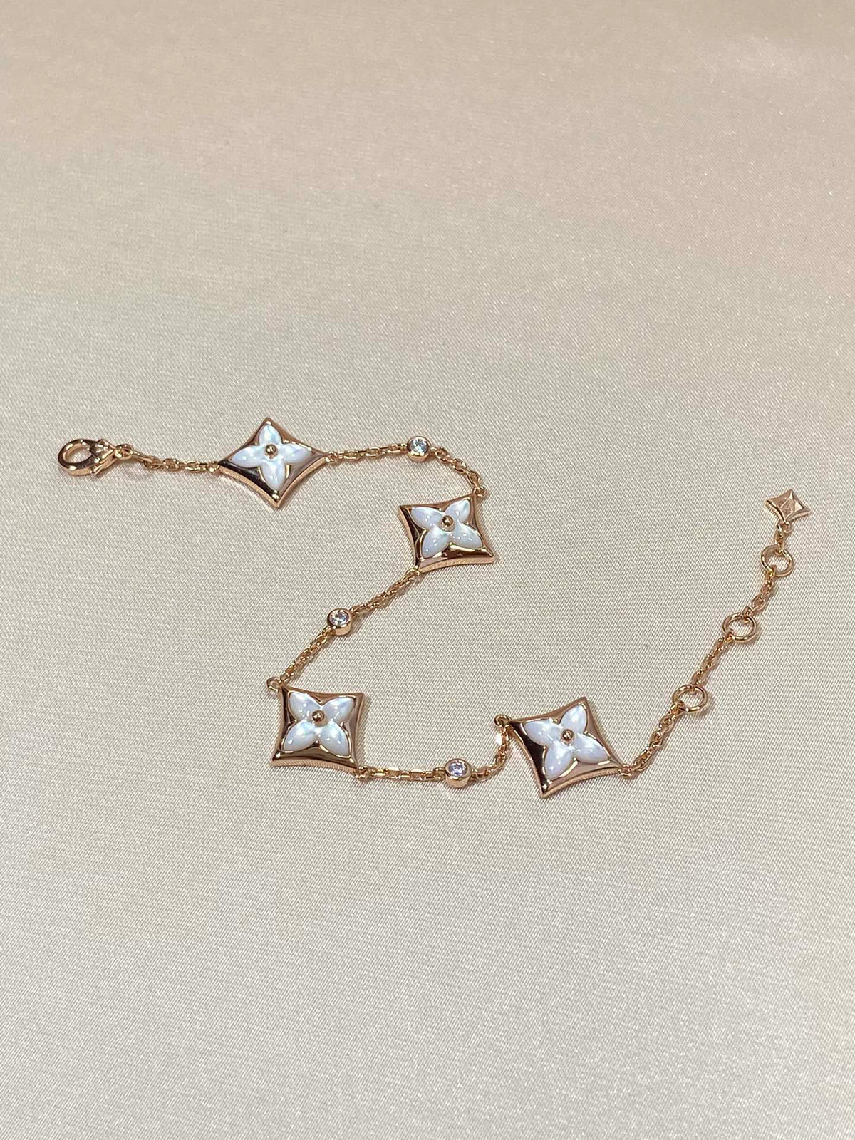 [⭐Maelin]STAR 4 MOTIF MOP DIAMOND PINK GOLD BRACELET