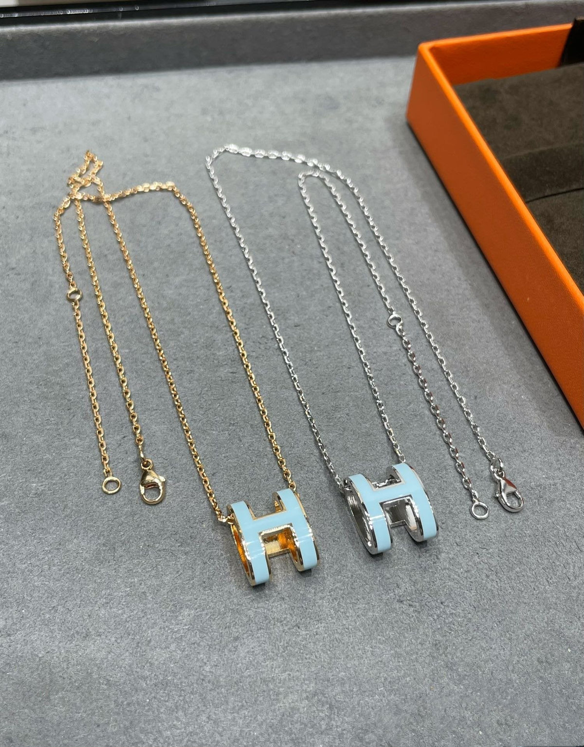 [⭐Maelin]POP H SKY BLUE NECKLACE