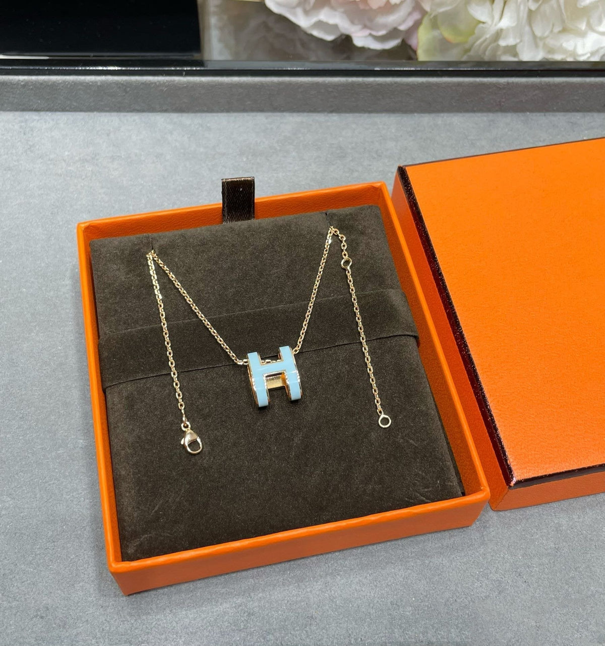 [⭐Maelin]POP H SKY BLUE NECKLACE