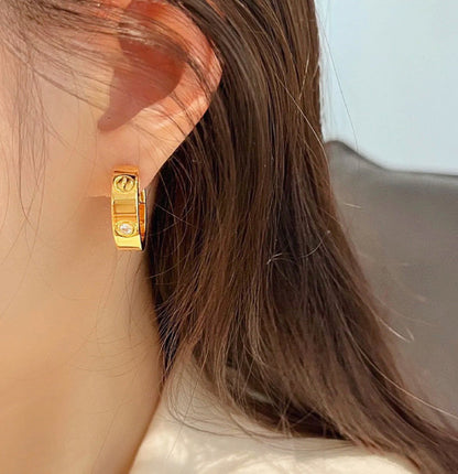 [⭐Maelin]LOVE 5.5MM 1 DIAMOND EARRINGS