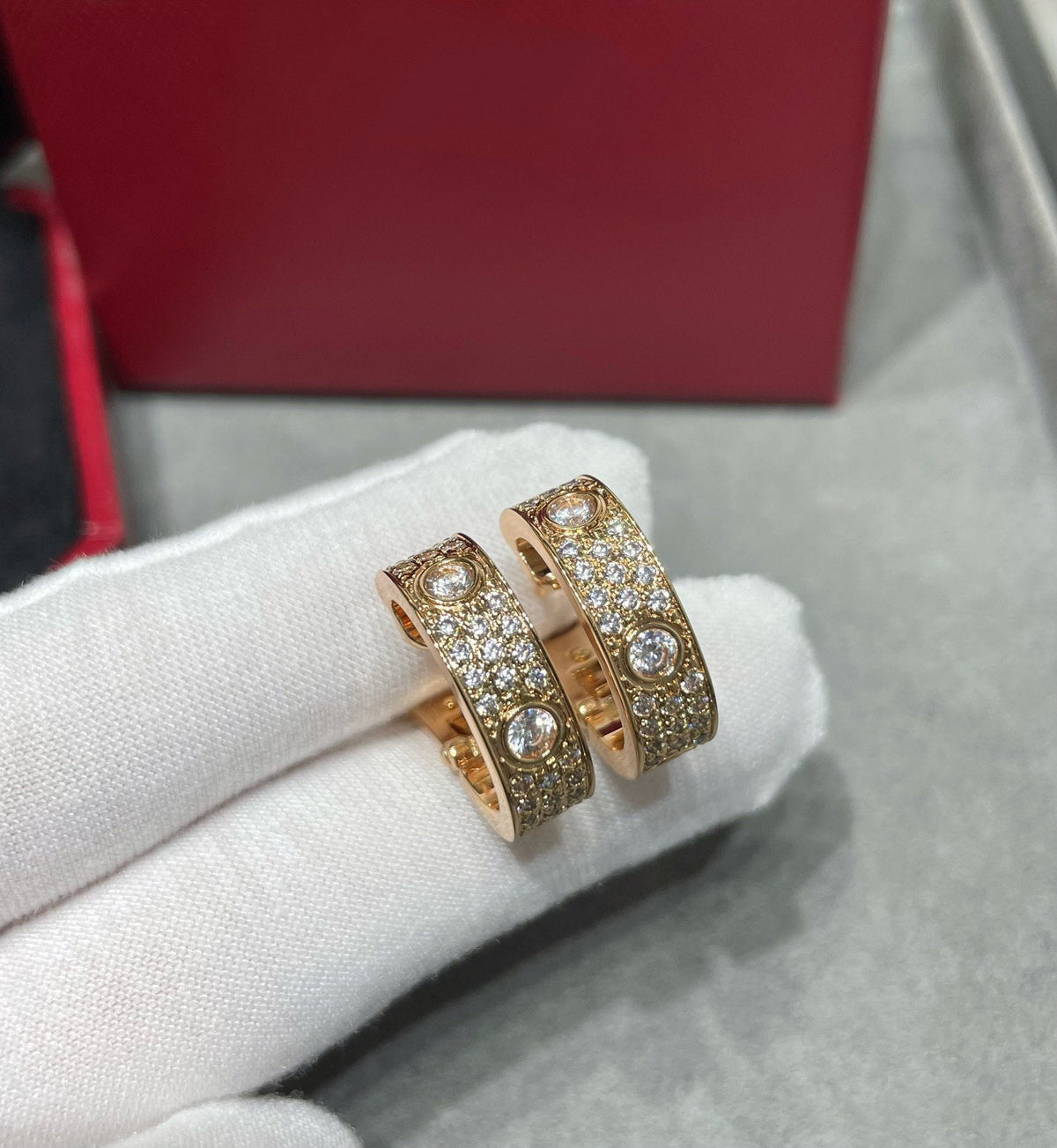 [⭐Maelin]LOVE 5.5MM DIAMOND PAVED EARRINGS